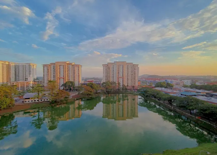 -Lake View- Mount Austin Ikea Toppen 10 Mins - B113